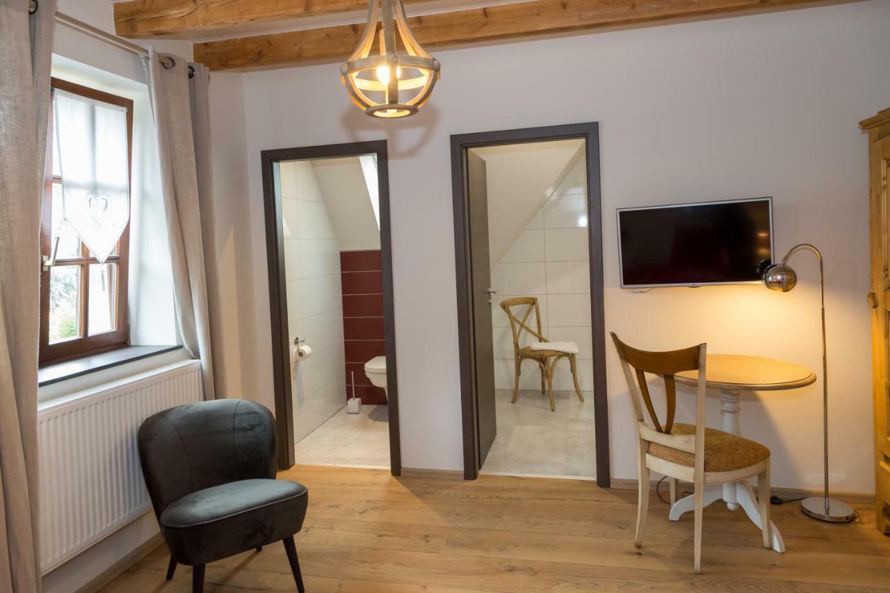 Les Chambres Chez Christine Ottrott Exteriör bild