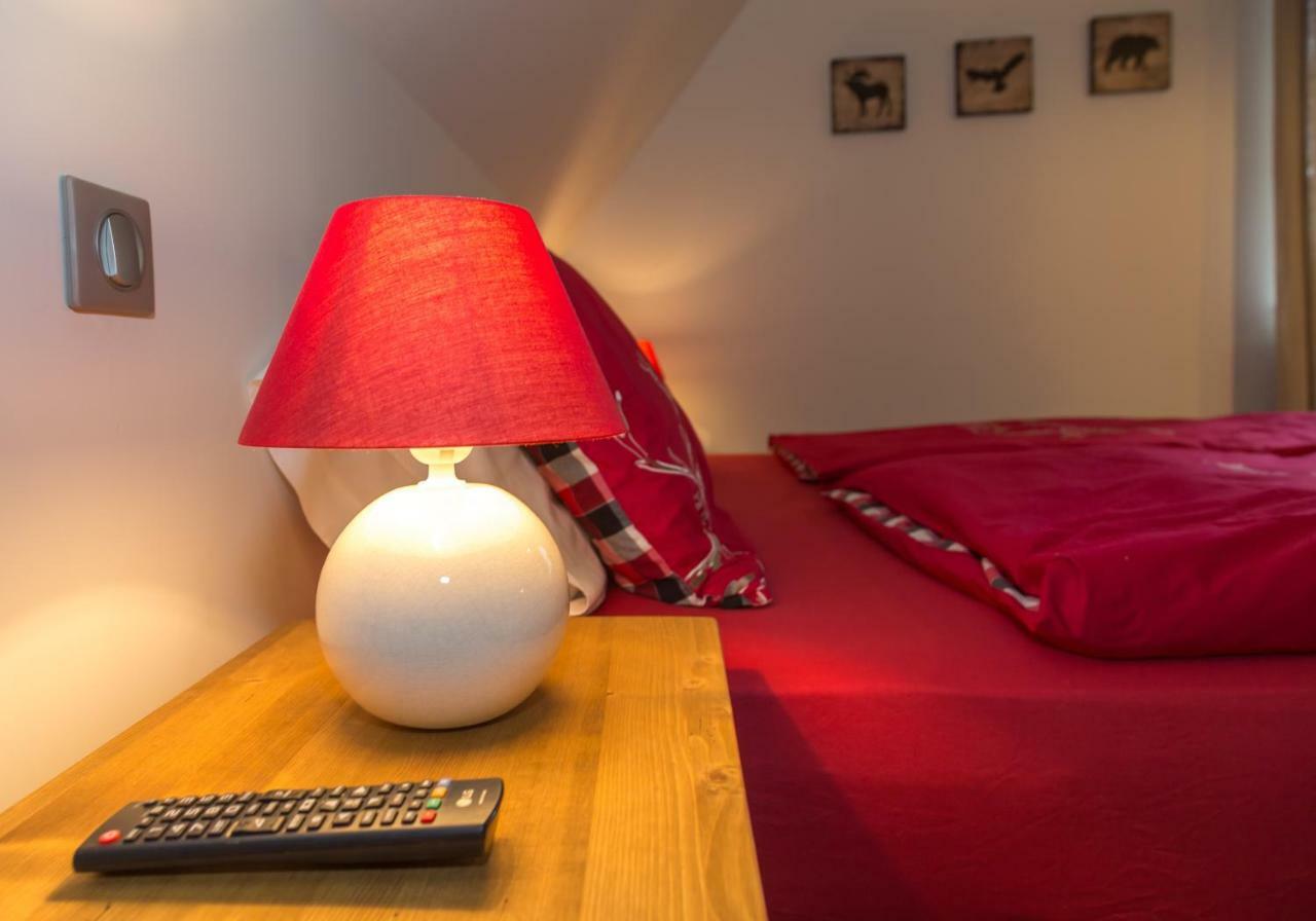 Les Chambres Chez Christine Ottrott Exteriör bild